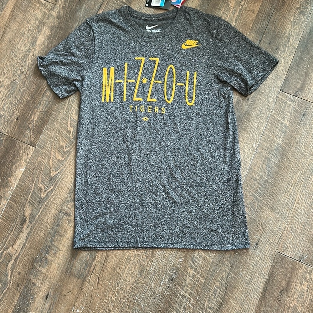 Men’s Nike Regular Fit‎ Missouri “Mizzou” Tigers Gray Cotton Short-Sleeve Tee M